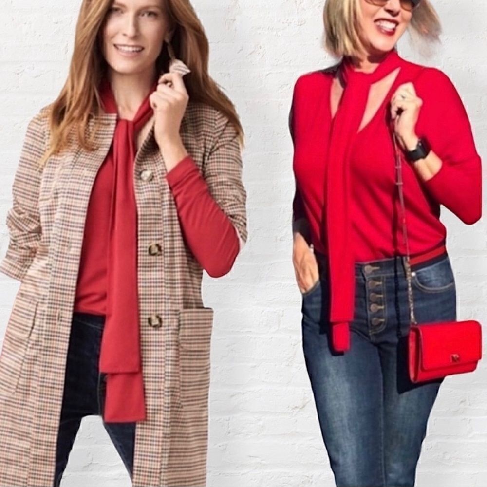CAbi NWT red Tess tee size M